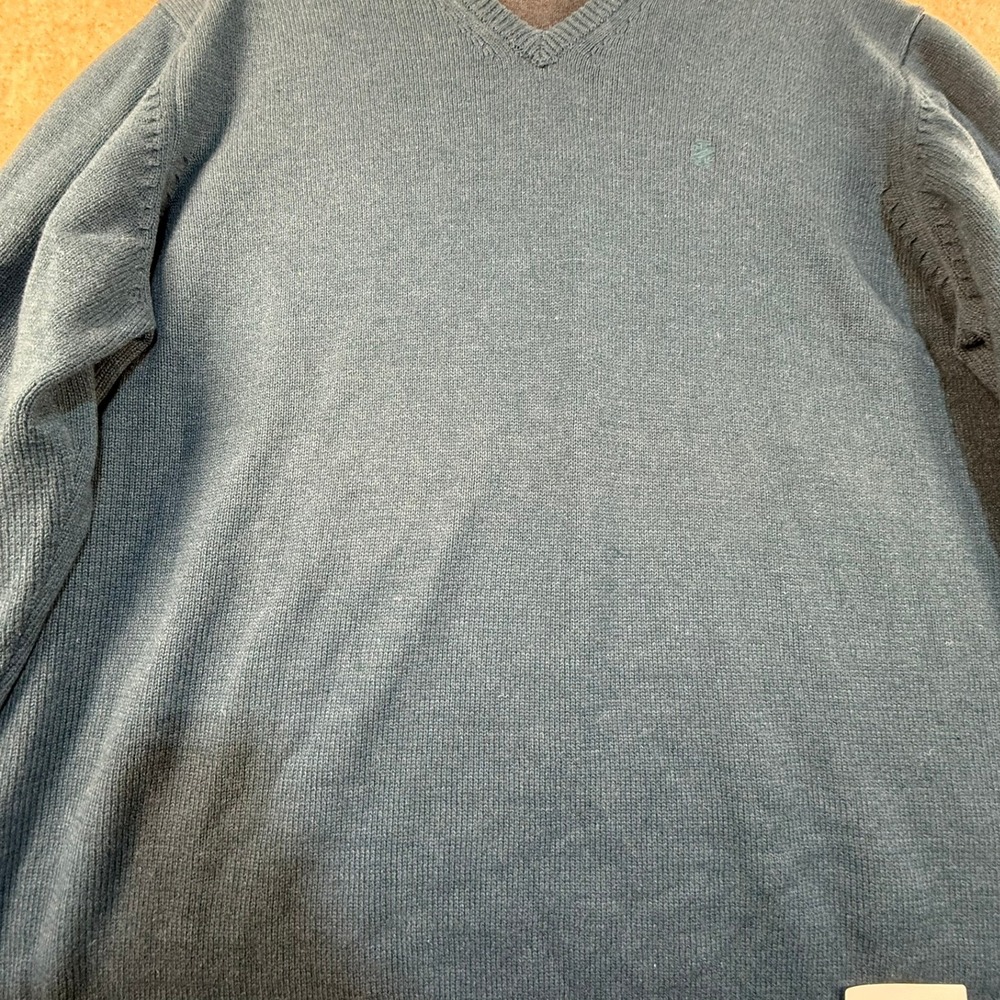 IZOD Mens V-Neck Sweater Blue Heathered Knit Pullover XXL Long Sleeve Logo - Picture 3 of 7